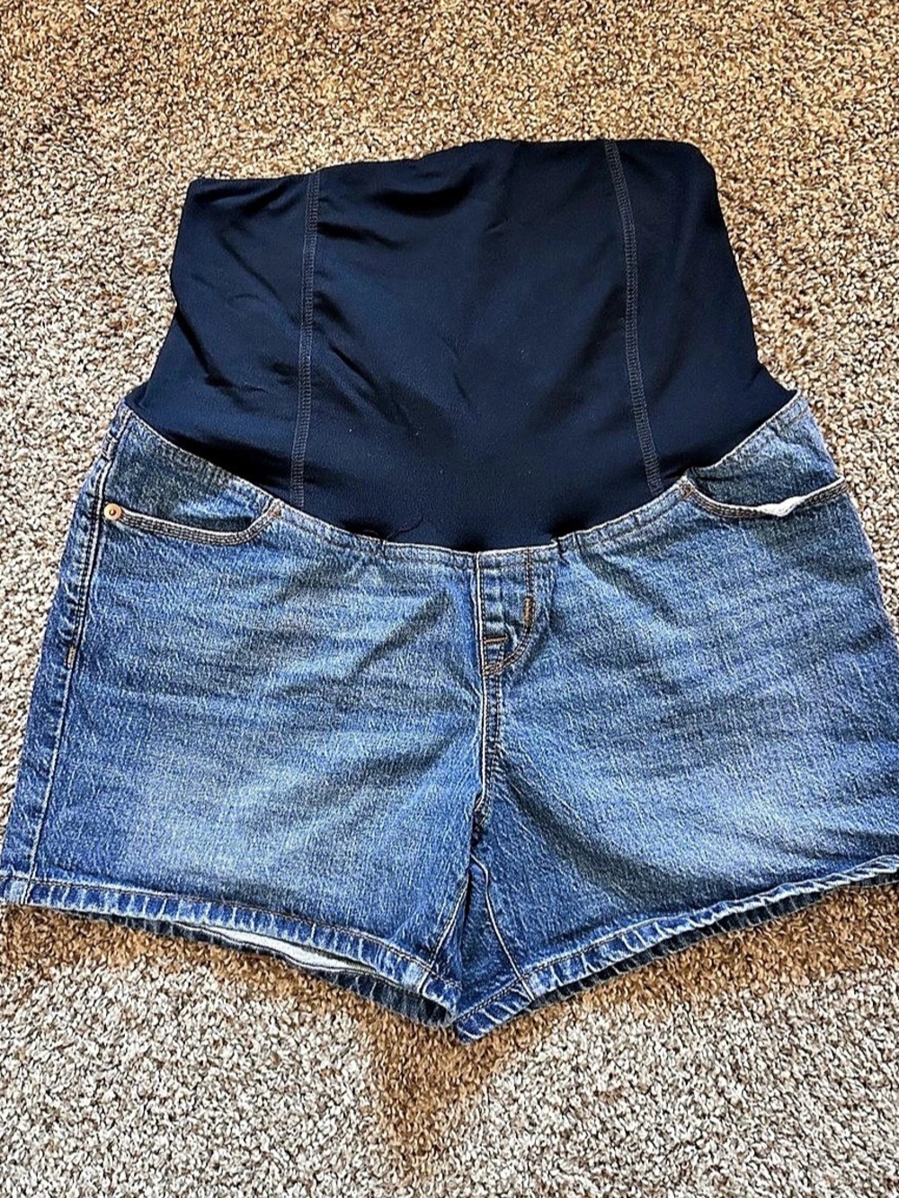 Isabel Maternity Denim Shorts Size 8 Like New